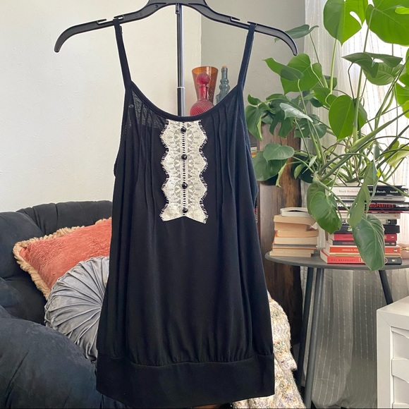 VNTG Xhilaration Black & Ivory Lace Bib Tank Top - Picture 2 of 6